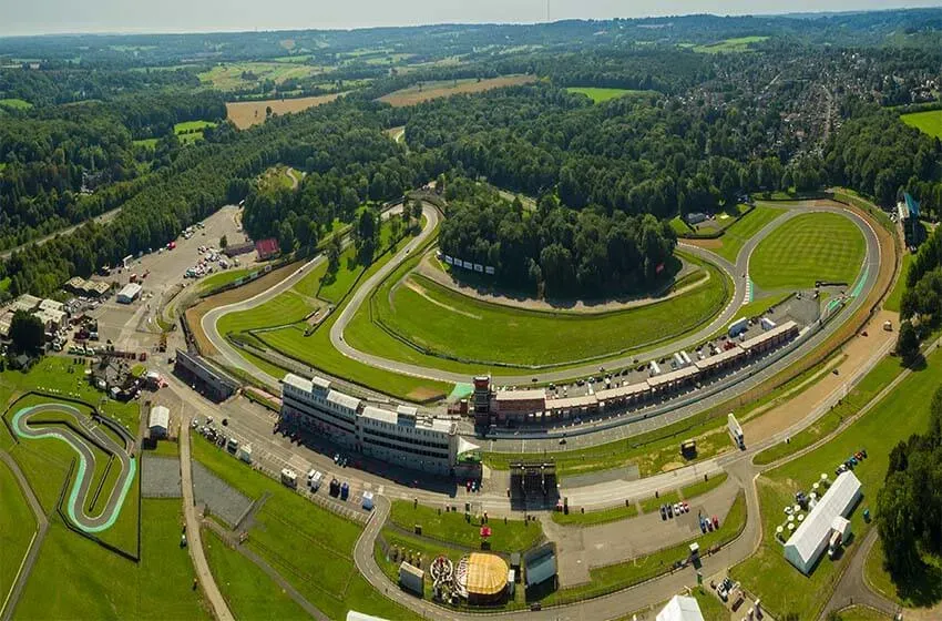 Pista Brands Hatch