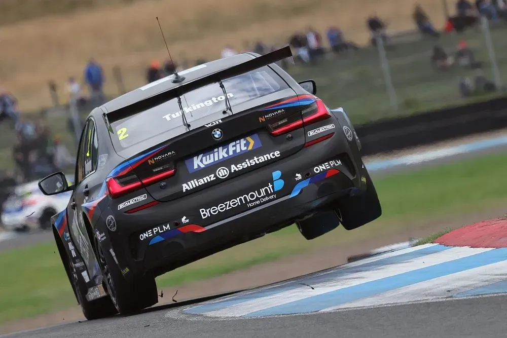 Parte Trasera BTCC en Knockhill 