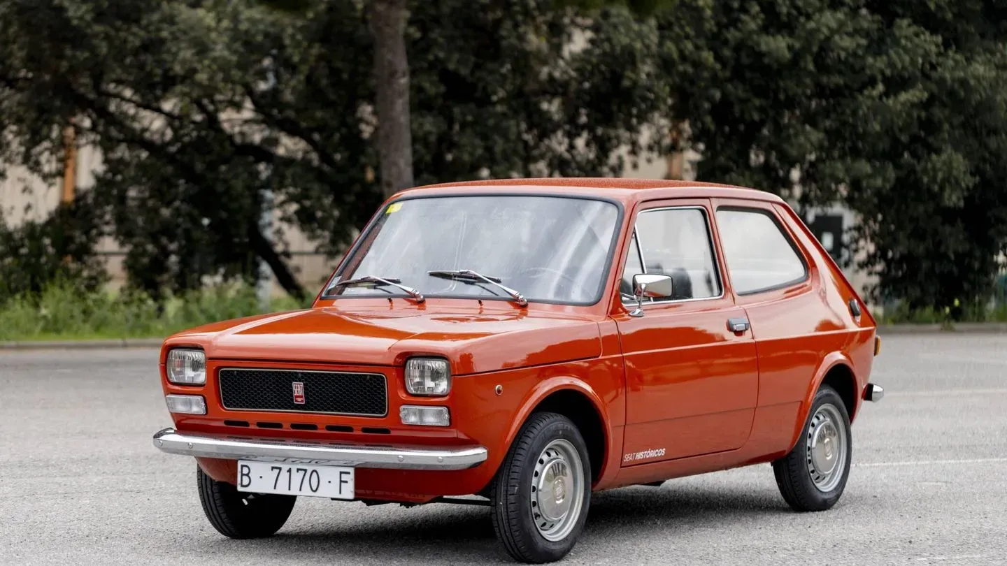 El SEAT 127