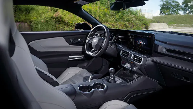 Interior Ford Mustang 2024