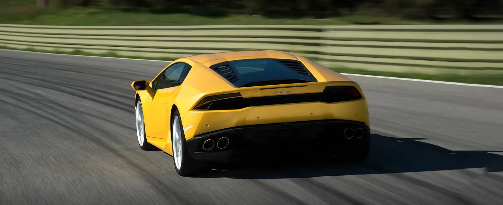 Parte Trasera Lamborghini Huracán Amarillo