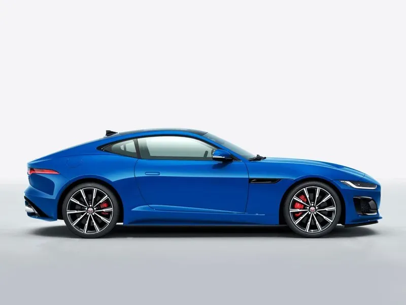 Lateral Jaguar F-Type Coupé Azul