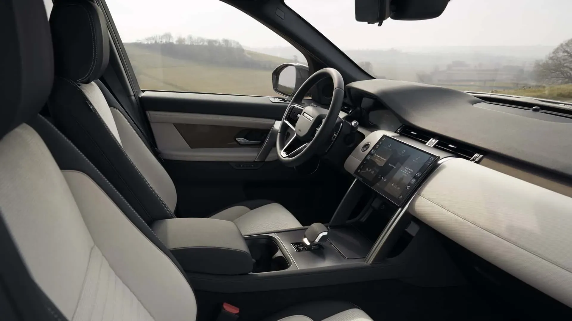 Interior Land Rover Discovery Sport 2023