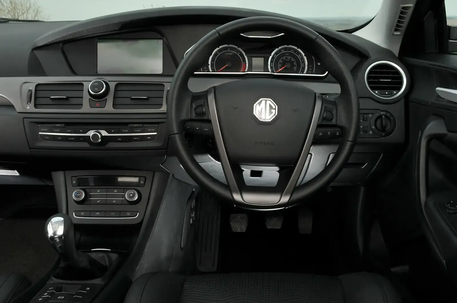 Interior MG MG6 GT 2014