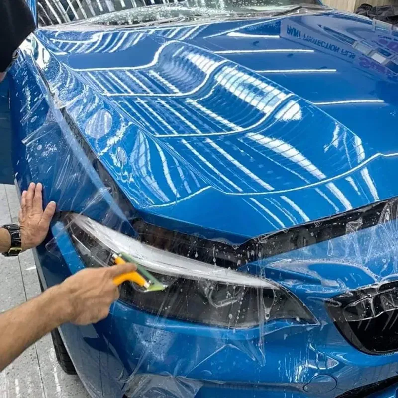 Vinilo transparente en auto