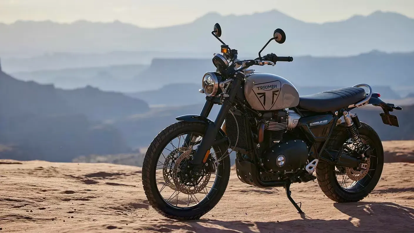 Triumph Scrambler Gris