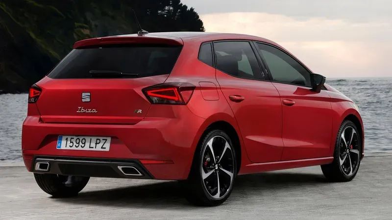 Parte Trasera Seat Ibiza FR 2022 Rojo