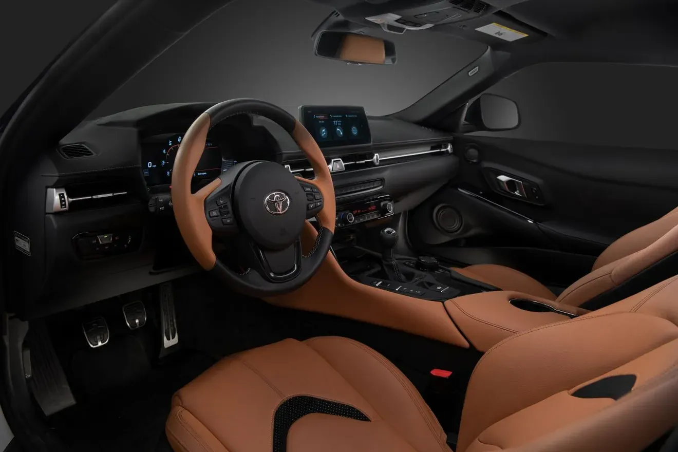 Interior Toyota Supra 2023