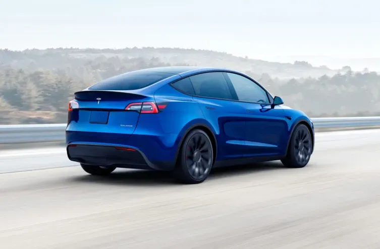 Parte Trasera Tesla Model Y Azul