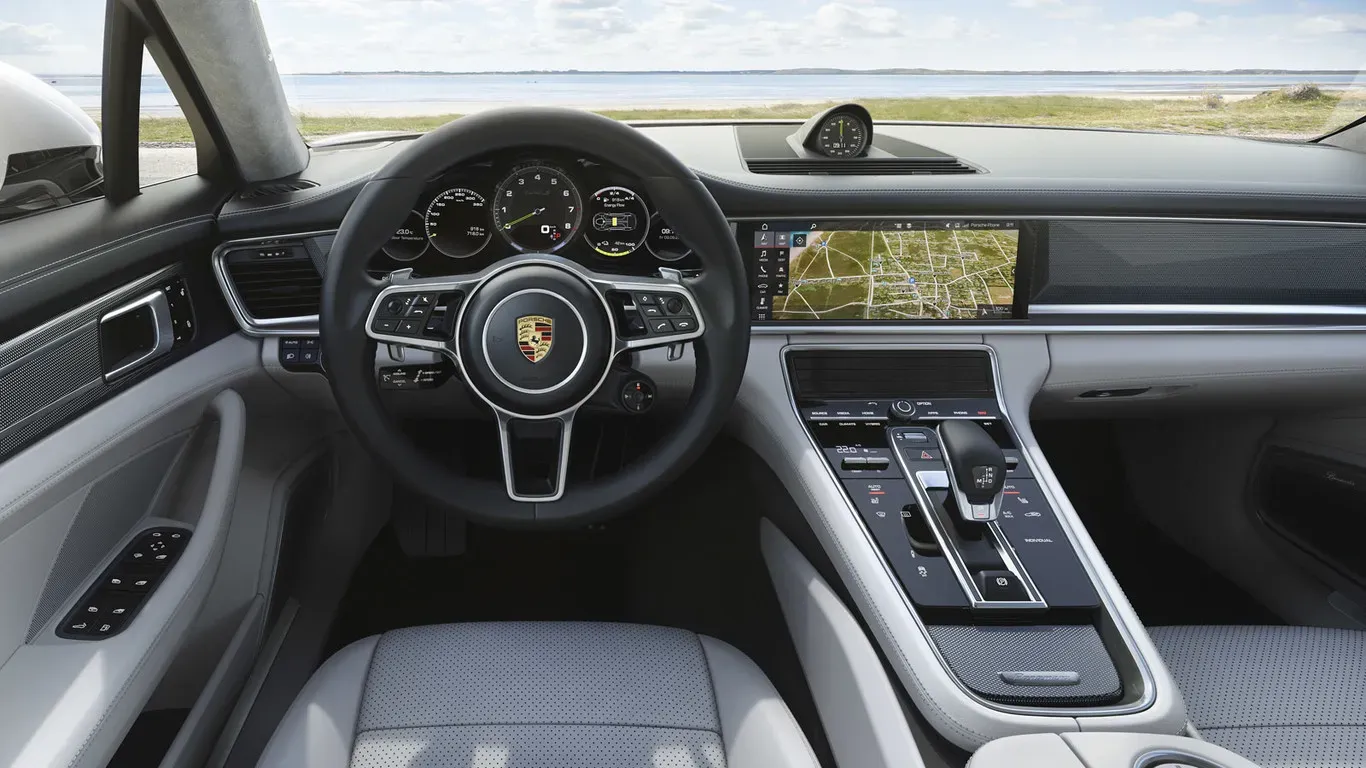 Interior Porsche Panamera Sport Turismo