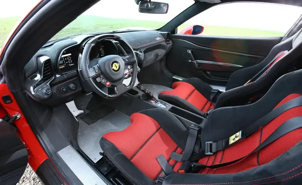 Interior Ferrari 458 Speciale