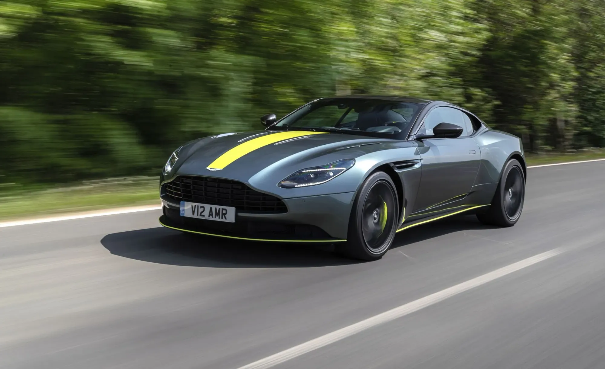 Aston Martin DB11 AMR 