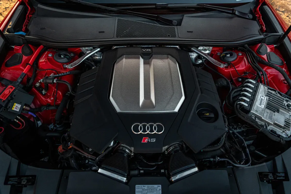 Motor Audi RS6 Avant