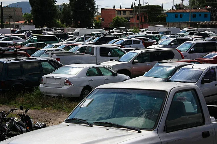 Tianguis De Autos De La Minerva