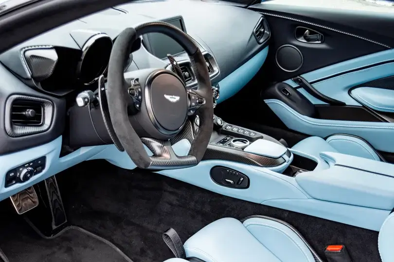 Interior Aston Martin Vantage 2023