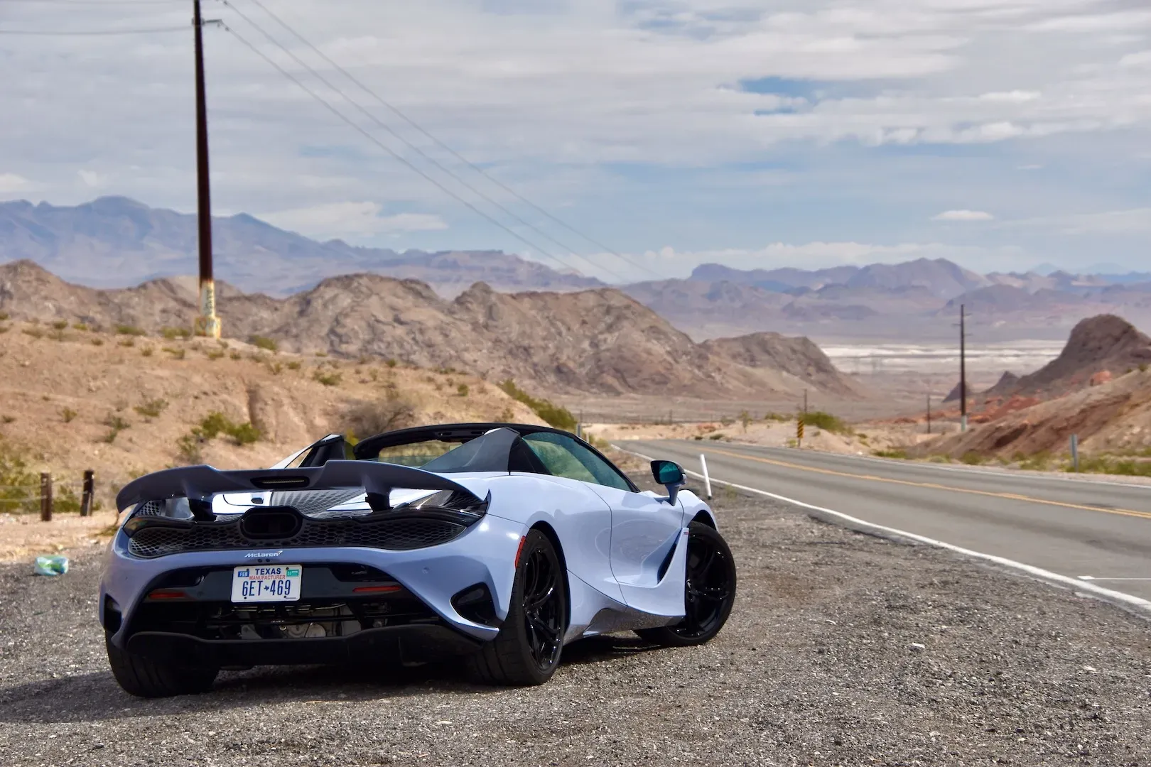 Parte Trasera McLaren 750S Blanco