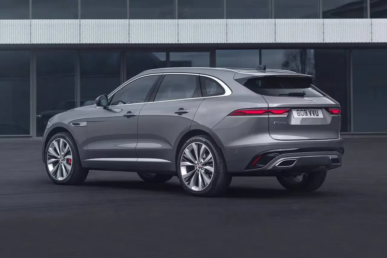 Parte Trasera Jaguar F-Pace Gris