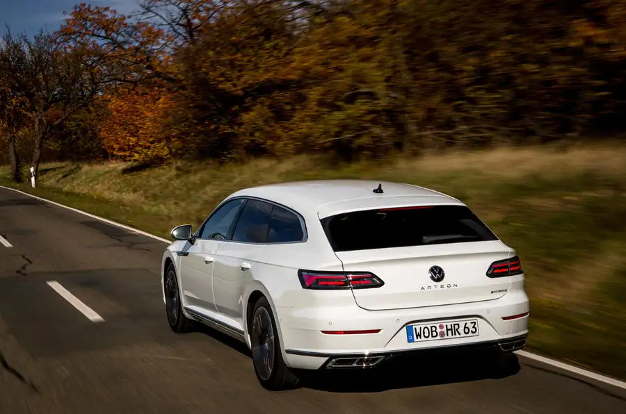 Parte Trasera Volkswagen Arteon Shooting Brake e-Hybrid Blanco