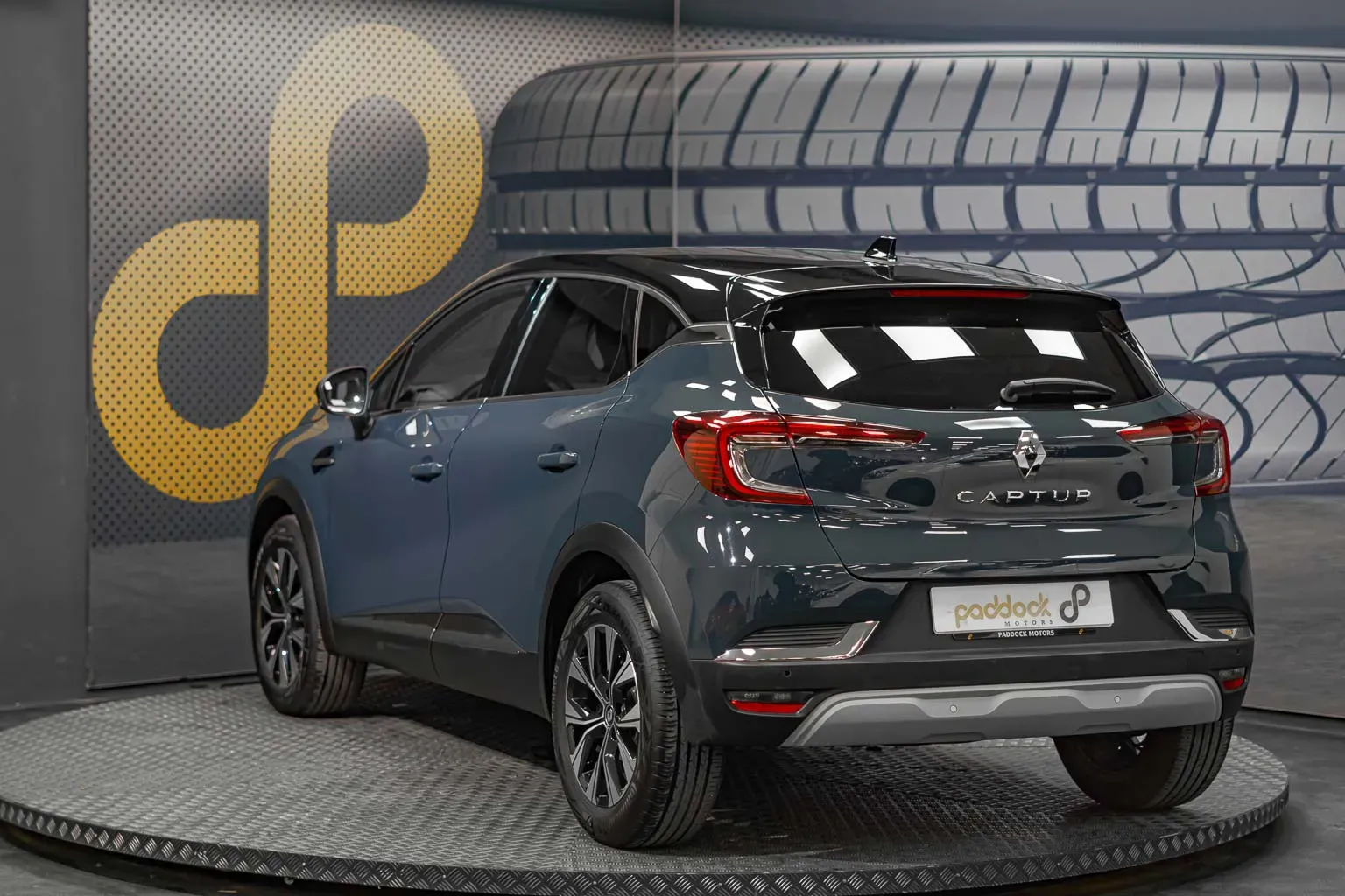 Parte Trasera Renault Captur 2023 Gris