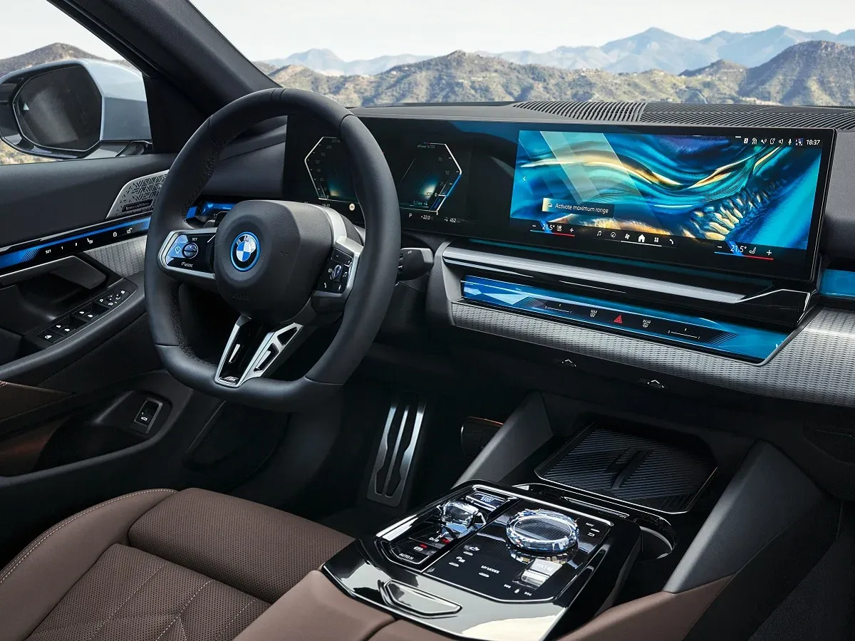 Interior BMW i5 2024