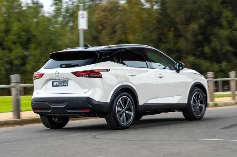 Parte Trasera Nissan Qashqai 2024 Blanco