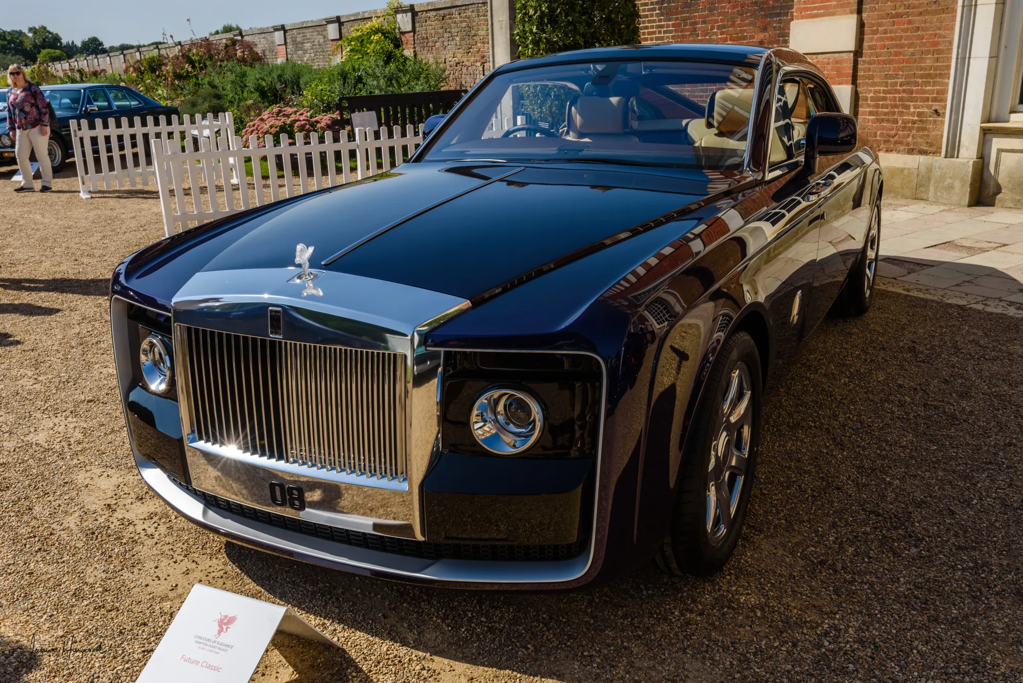 Rolls-Royce Sweptail Negro