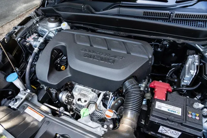 Motor Suzuki Vitara Hybrid 2023