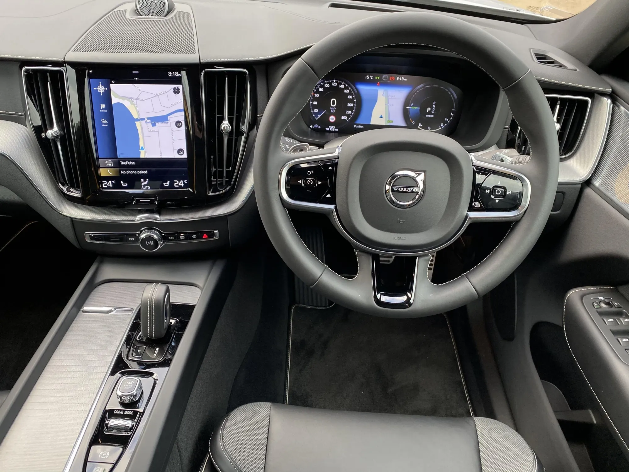 Volvo XC60 T8 Recharge Interior