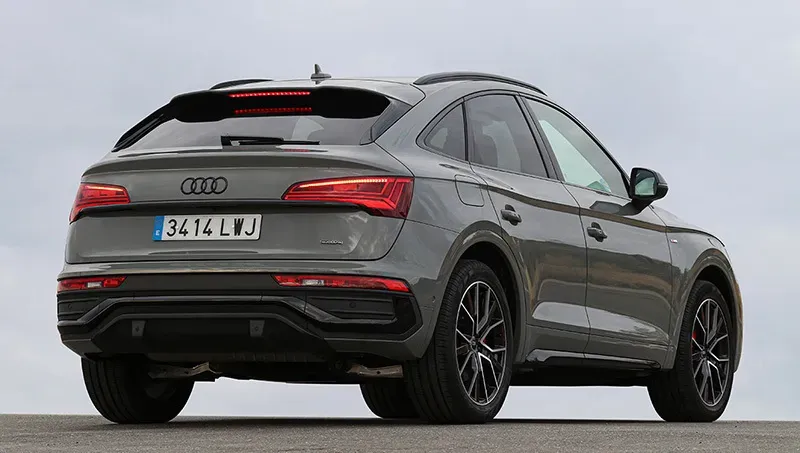 Parte Trasera Audi Q5 2024 Gris