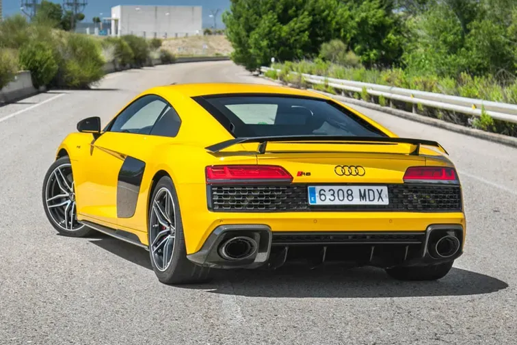 Parte Trasera Audi R8 Amarillo