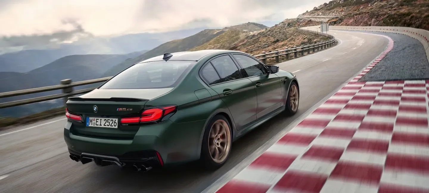 Parte Trasera BMW M5 CS Verde