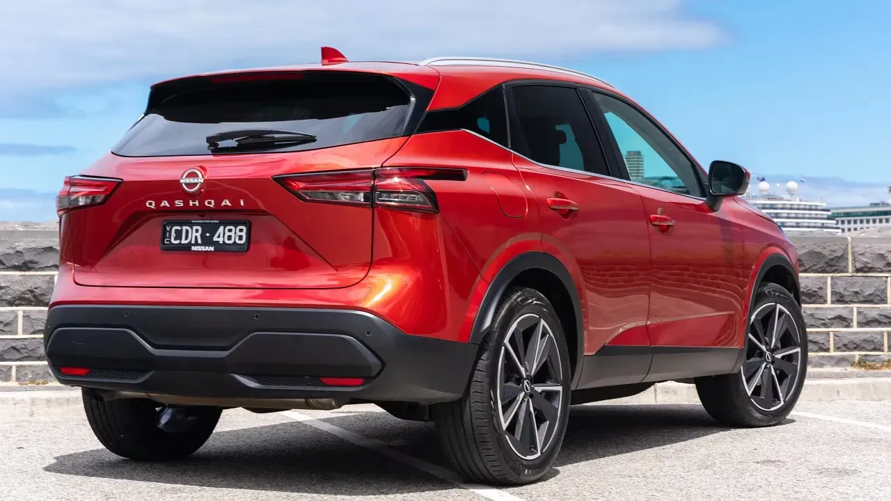 Parte Trasera Nissan Qashqai 2023 Rojo