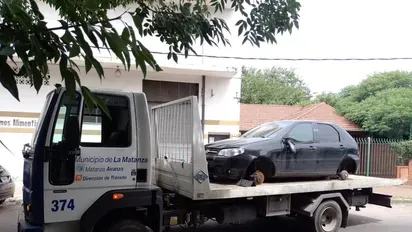 Auto Abandonado