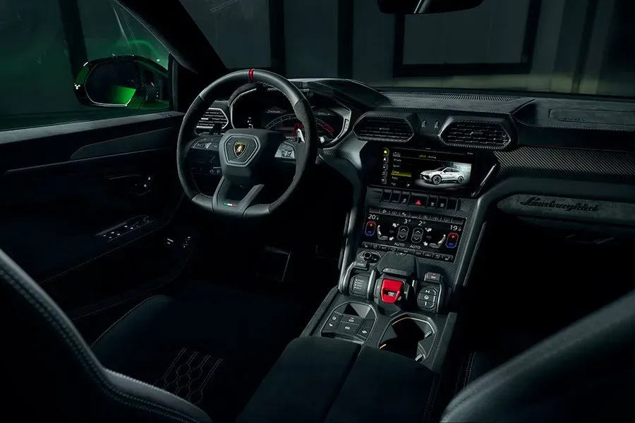 Interior Lamborghini Urus Performante