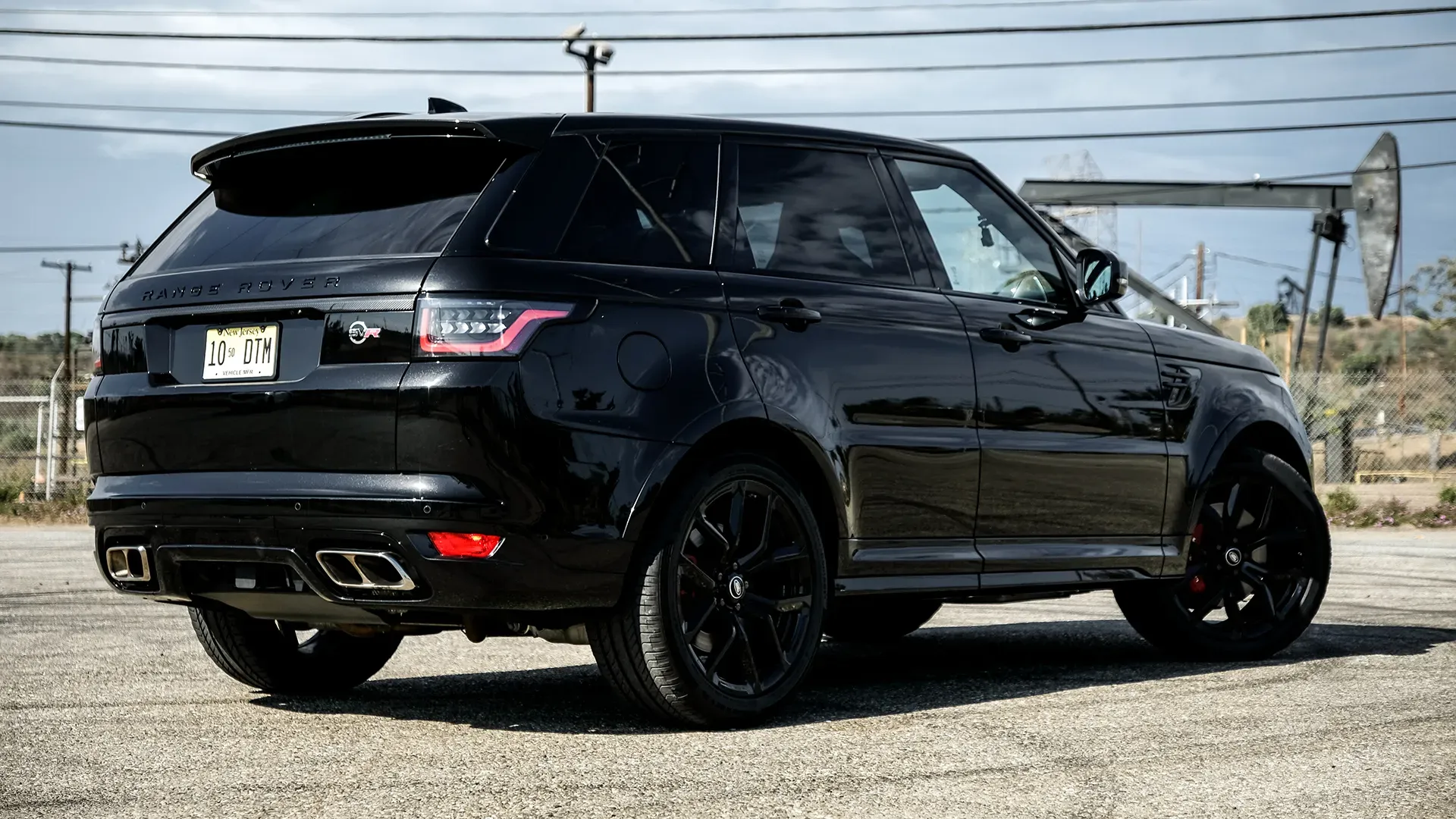 Parte Trasera Range Rover Sport SVR Negro