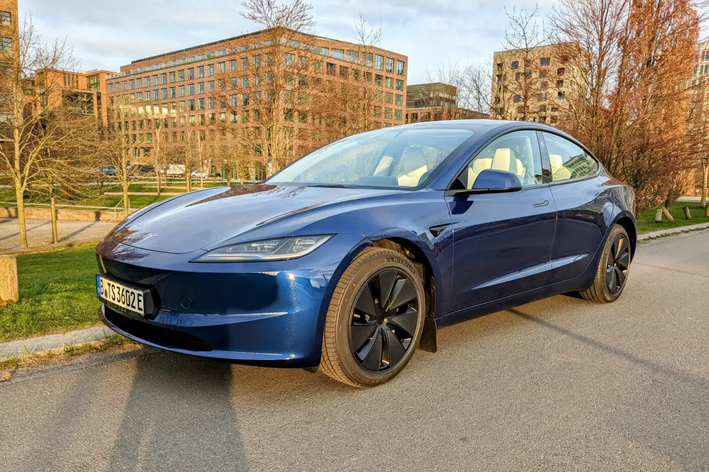 Tesla Model 3 Azul