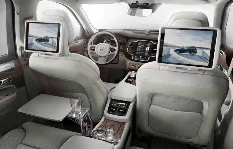 Interior trasero del Volvo XC90 Excellence