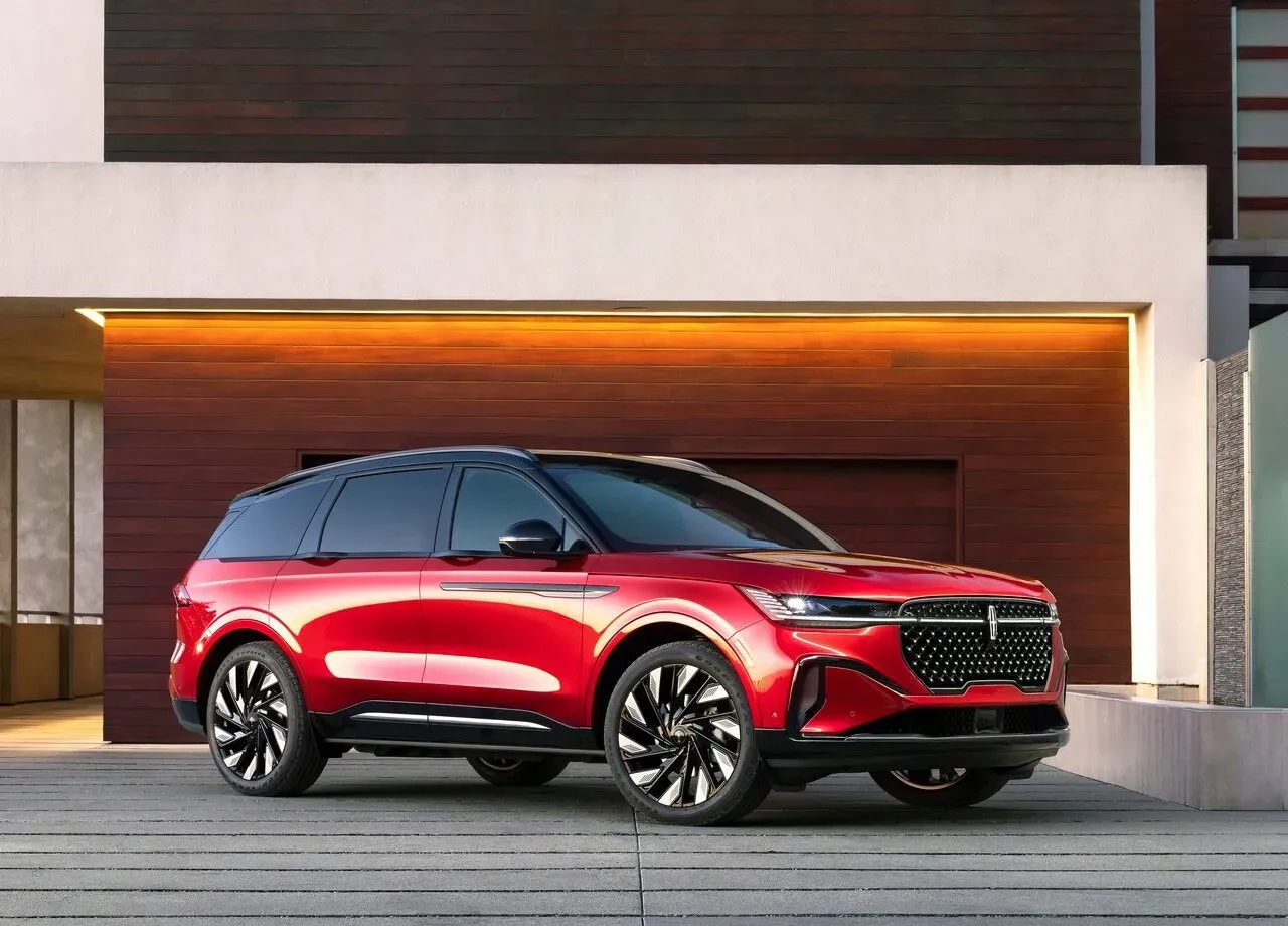 Nuevo Lincoln Nautilus 2024 Rojo