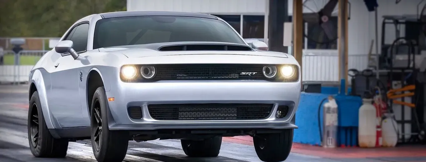 Dodge Demon 170 Gris