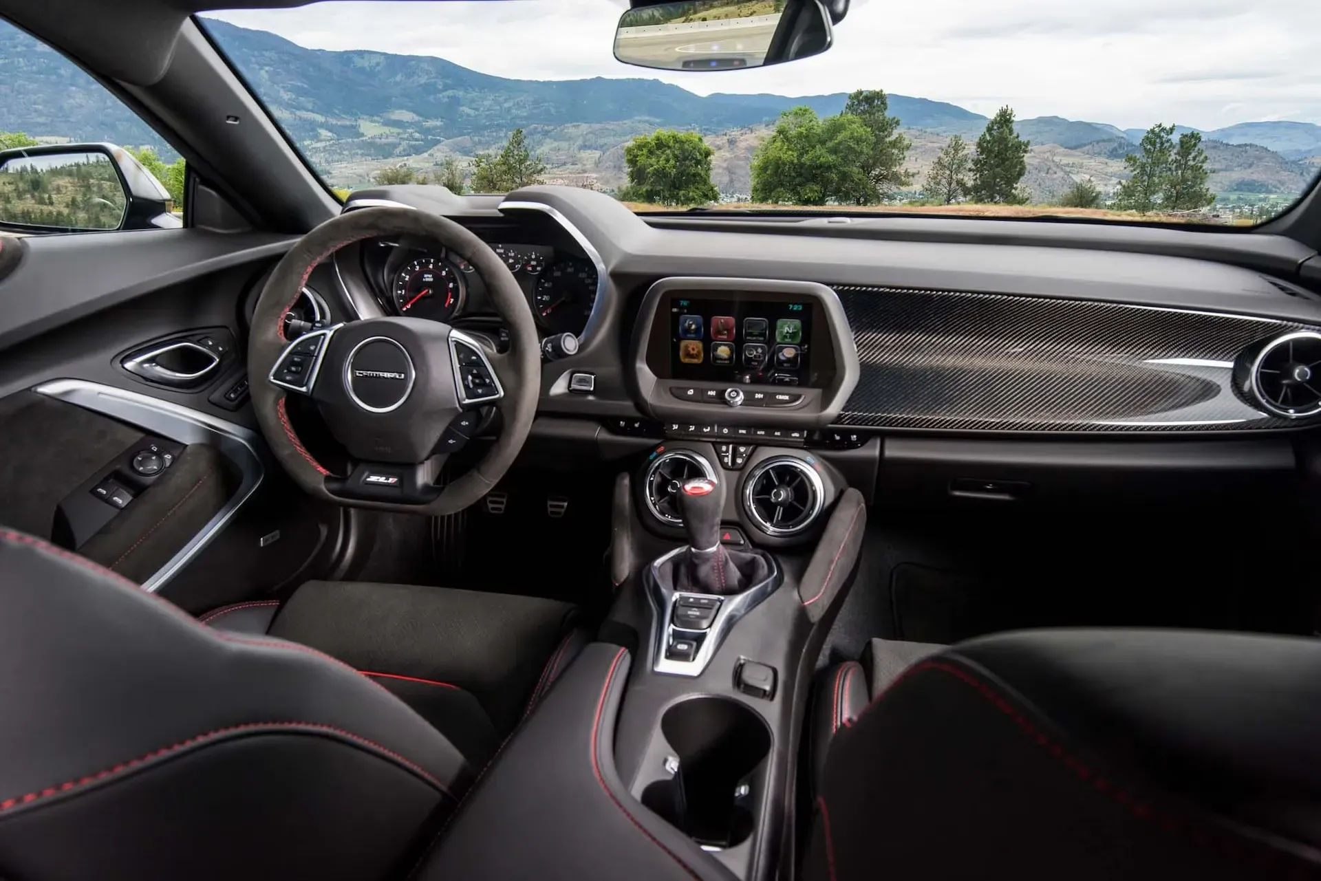 Chevrolet Camaro SS Interior