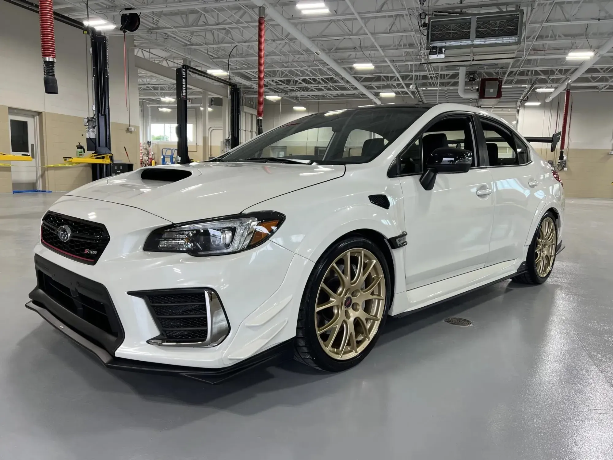 Subaru STI S209 Blanco