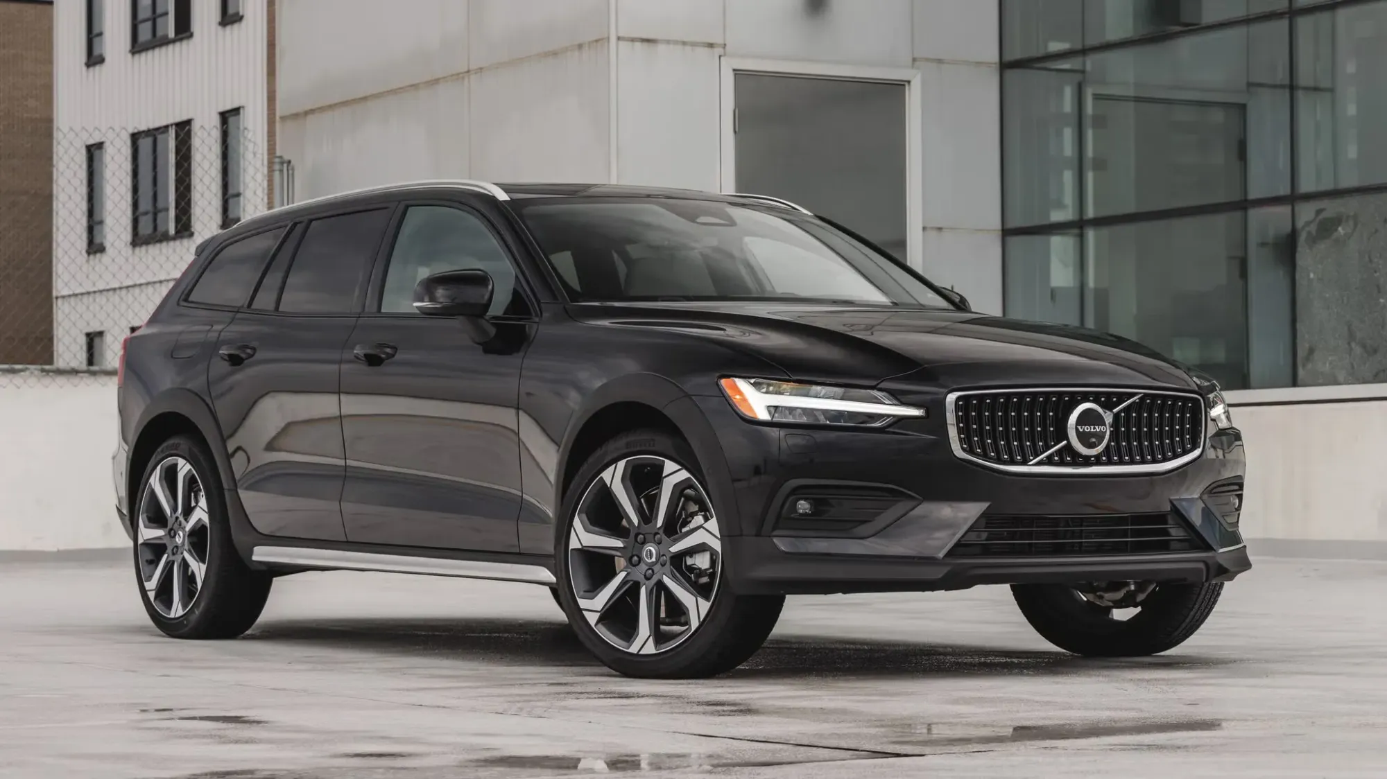 Volvo V60 Cross Country 2023 Negro