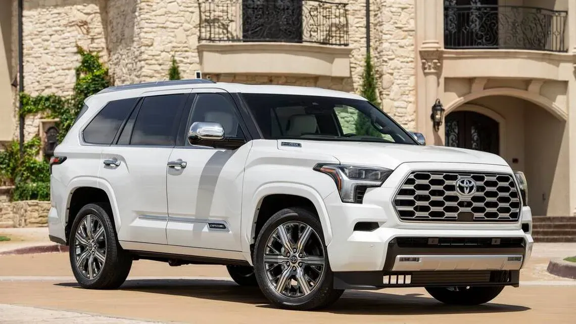 Toyota Sequoia 2023 Blanco