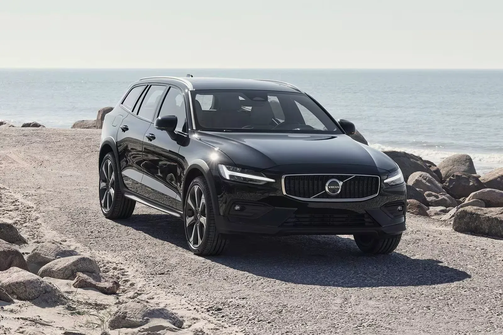 Volvo V60 Cross Country 2023 Negro