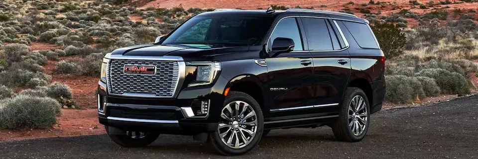 GMC Yukon Denali Ultimate 2023 Negro