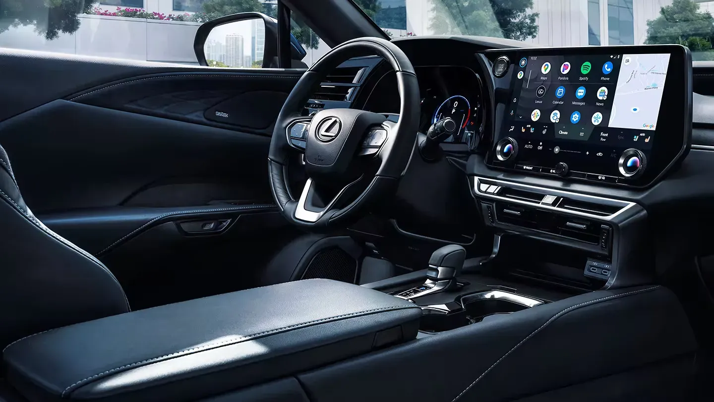 Lexus RX 2023 Interior