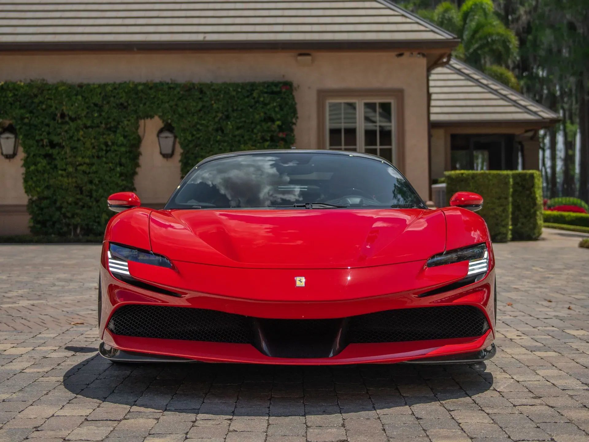 Ferrari SF90 Stradale 2021 Rojo