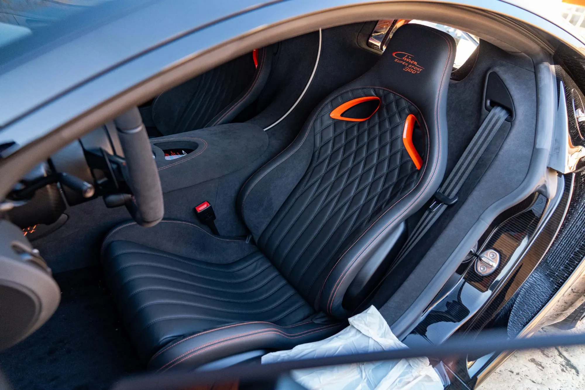 Bugatti Chiron Super Interior