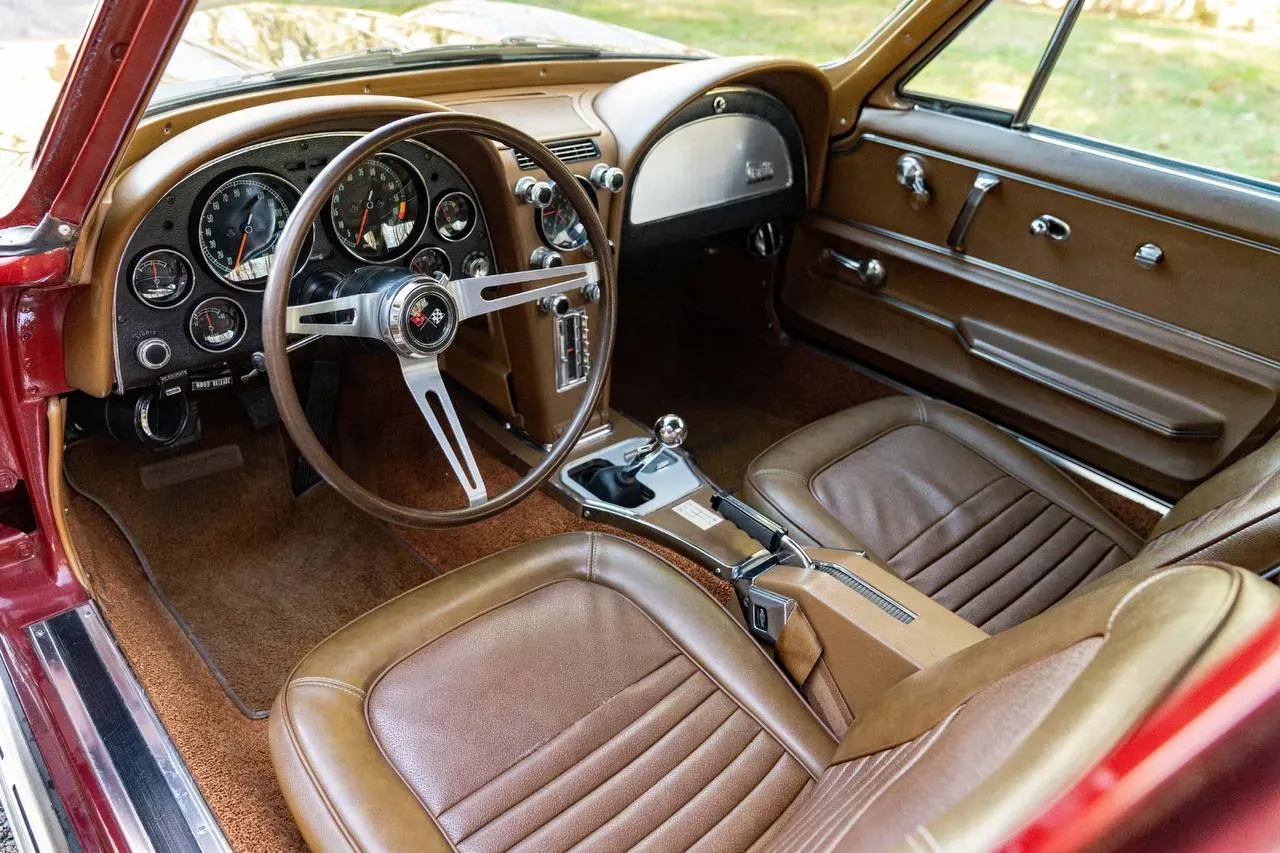 Chevrolet Corvette Big Block Interior