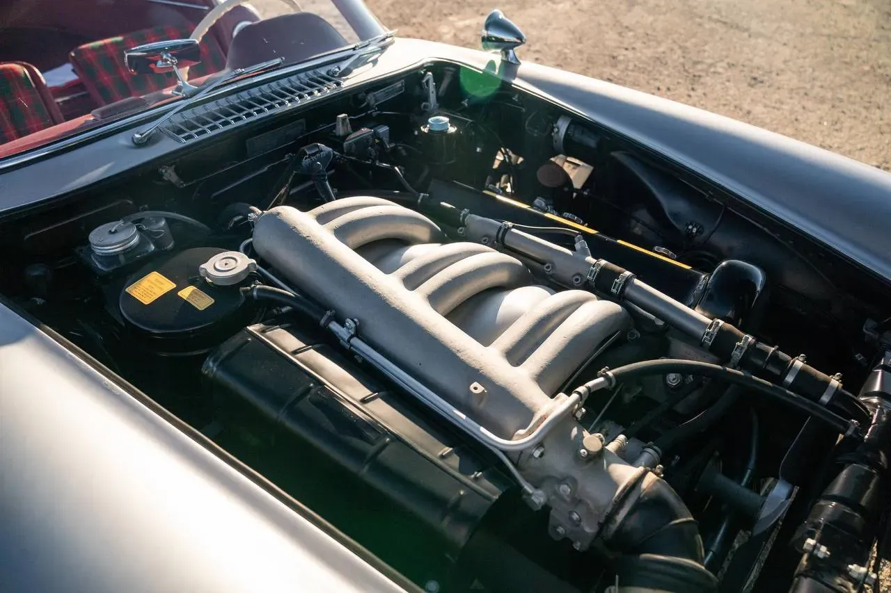 Mercedes-Benz 300SL Motor